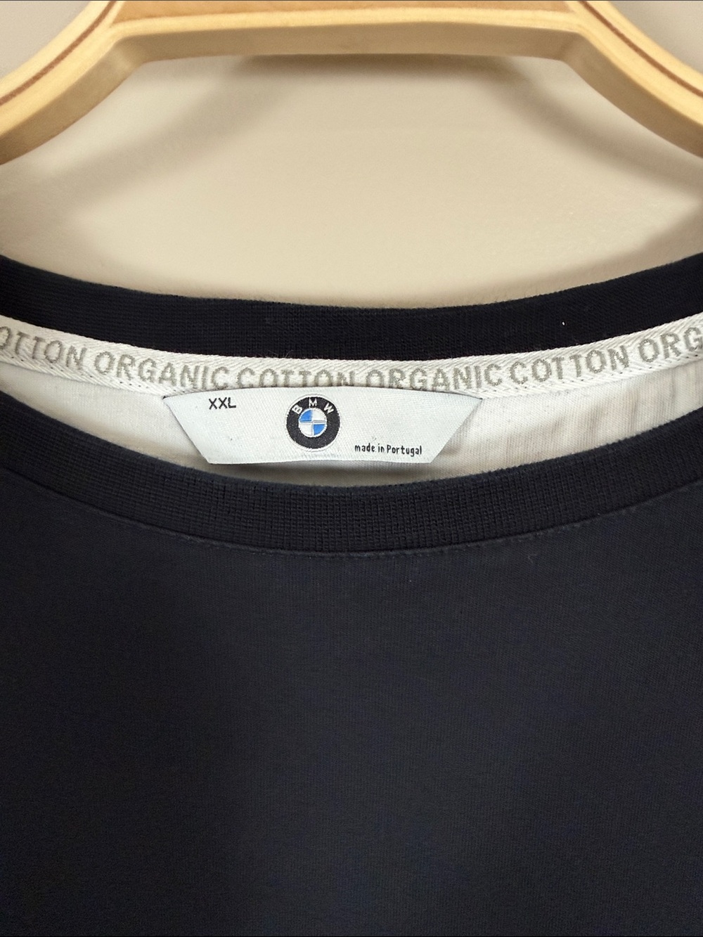 BMW Black Short Sleeve Crewneck T-Shirt with Roundel Chest Logo - Picture 2 of 4